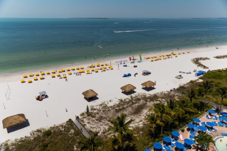 Ft. Myers, Captiva & Sanibel | Time Flies and So Should You