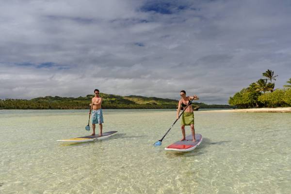 fiji family surf resorts